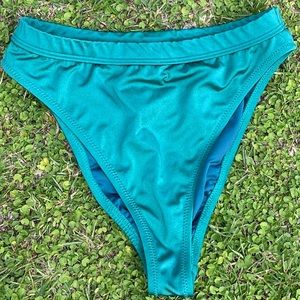 High-Waisted Bikini Bottom large swimwear Preowned great condition beach summer